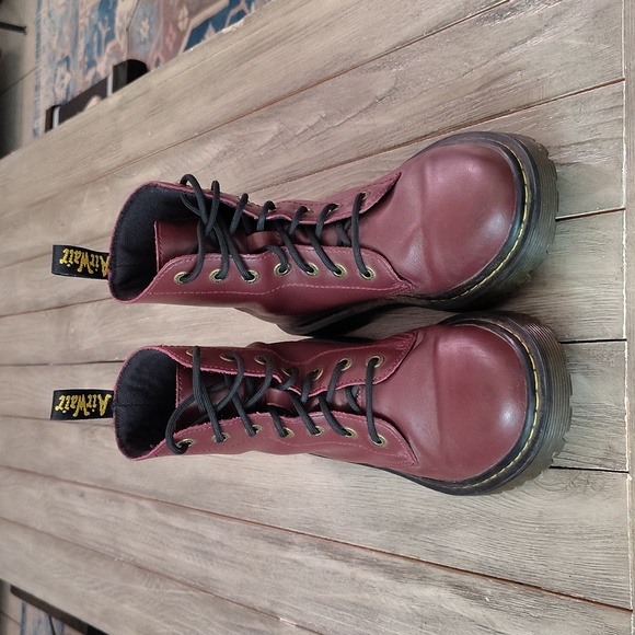 Dr. Martens 1460 Women's Smooth Leather Lace Up Boots In Cherry Red Woman's 9 - Picture 6 of 15